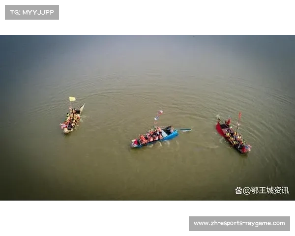 梁子湖龙舟赛道环保改造全面启动 清理水生植被确保航道安全畅通 梁子湖龙舟赛道环保改造全面启动 清理水生植被确保航道安全畅通