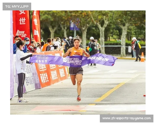 “张德顺眉山10公里精英赛刷新女子路跑中国纪录,31分54秒再创个人最佳” “张德顺眉山10公里精英赛刷新女子路跑中国纪录,31分54秒再创个人最佳”